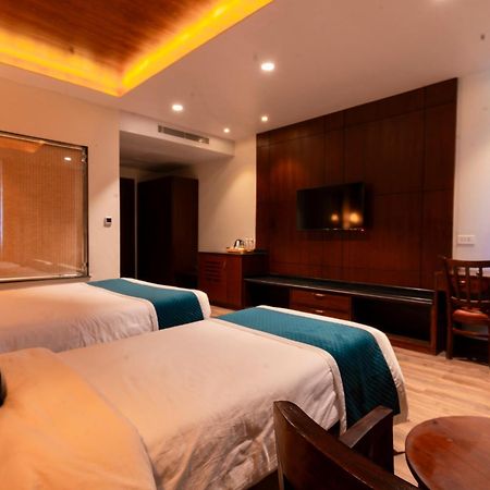 Galaxy Garden Resort Bharatpur (Chitwan) Exterior foto