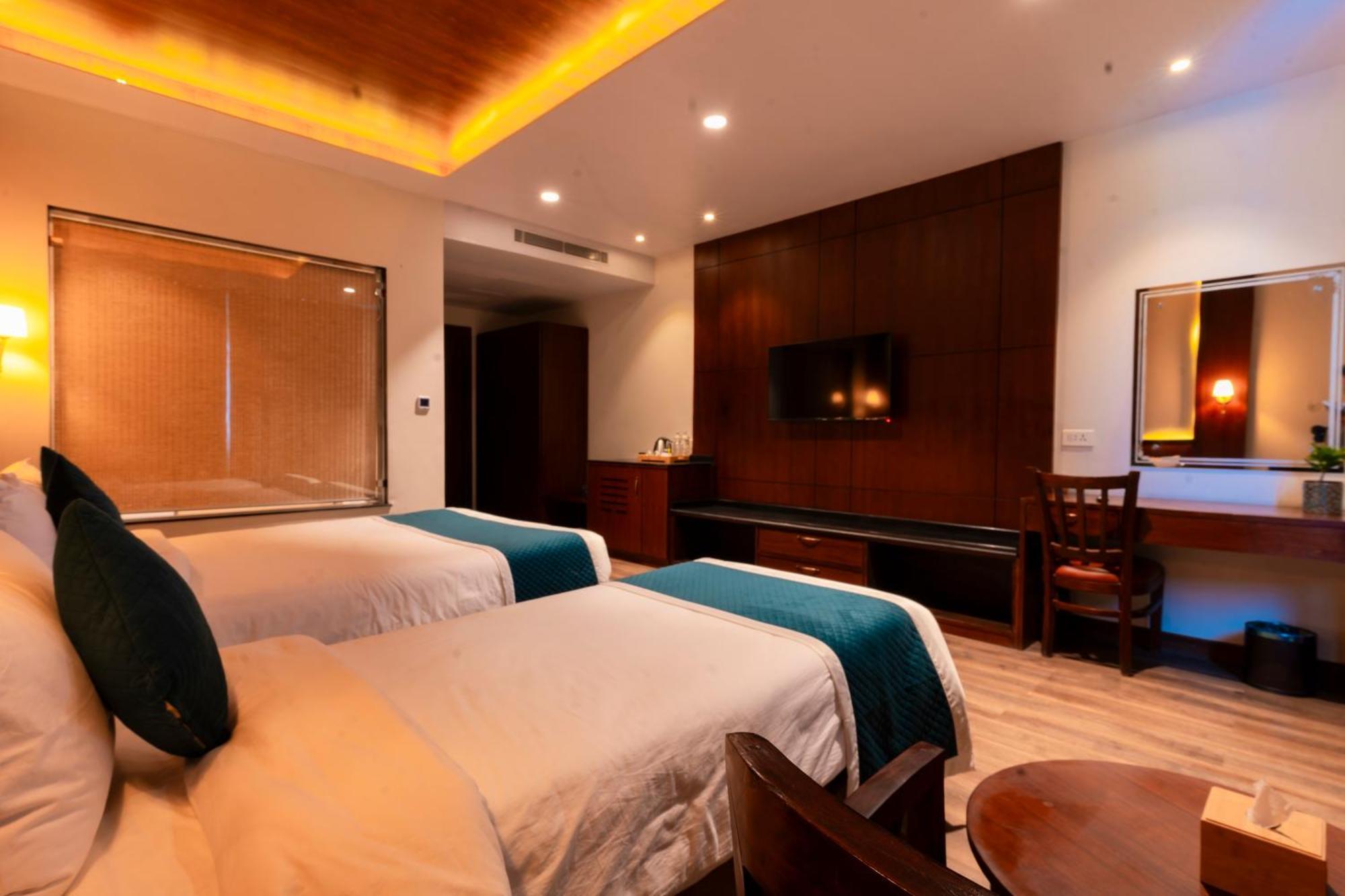 Galaxy Garden Resort Bharatpur (Chitwan) Exterior foto